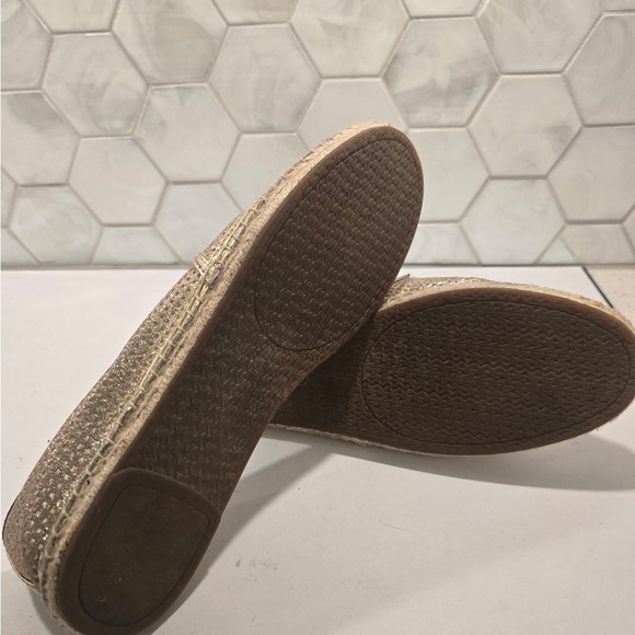 Michael Kors Womans Kendrick Gold Mesh Espadrilles Sz 10 Flats Slip On Metallic - Picture 7 of 8